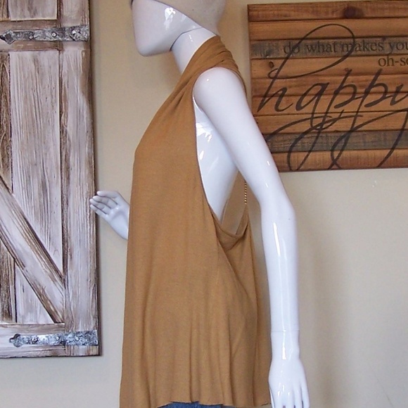 Gold Chained Back Vest - Picture 4 of 4